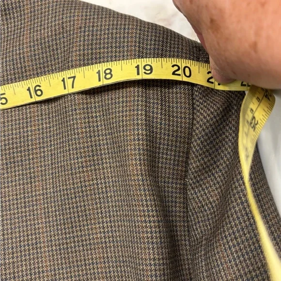 Joseph & Feiss Gold Men’s Sport Coat, Size 48L